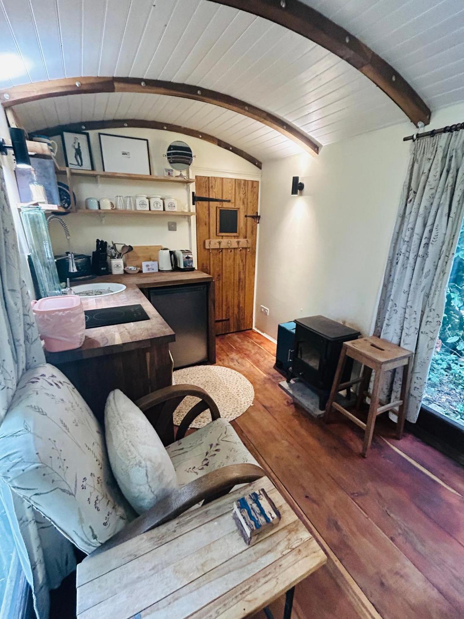 GlasburyThe Railway Carriage - Blue别墅 外观 照片